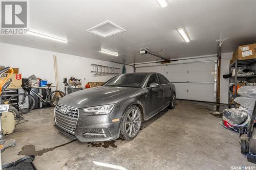 5 Rupert Drive, Saskatoon, SK - Indoor Photo Showing Garage