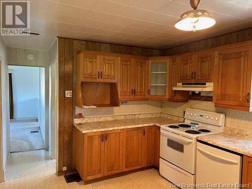 1140 Bridge Street, Bathurst, NB - Indoor Photo Showing Kitchen