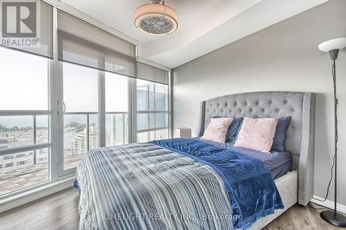 2208 - 2240 Lake Shore Boulevard W, Toronto (Mimico), ON - Indoor Photo Showing Bedroom