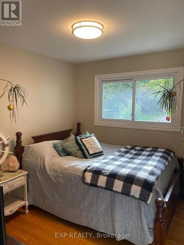 601 Ridgewood Crescent, London, ON - Indoor Photo Showing Bedroom