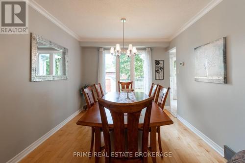 64 Walmer Gardens, London, ON - Indoor Photo Showing Dining Room