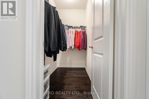 25 Alistair Crescent, Vaughan, ON - Indoor With Storage