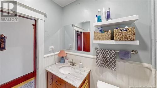 55 Orange Street, Saint John, NB - Indoor Photo Showing Bathroom