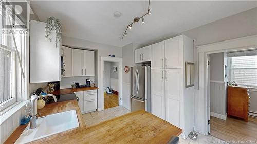 55 Orange Street, Saint John, NB - Indoor Photo Showing Kitchen