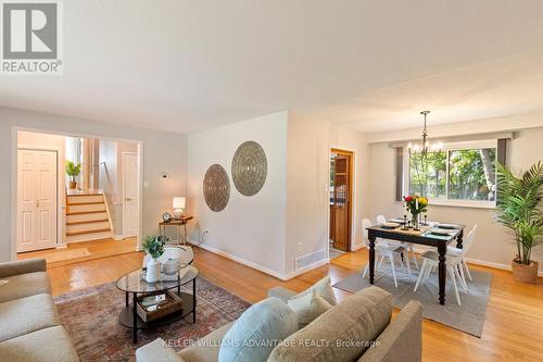 462 Wedgewood Drive, Burlington, ON - Indoor Photo Showing Living Room