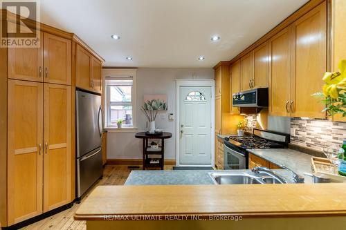 86 Emerson Avenue N, Toronto, ON - Indoor Photo Showing Kitchen