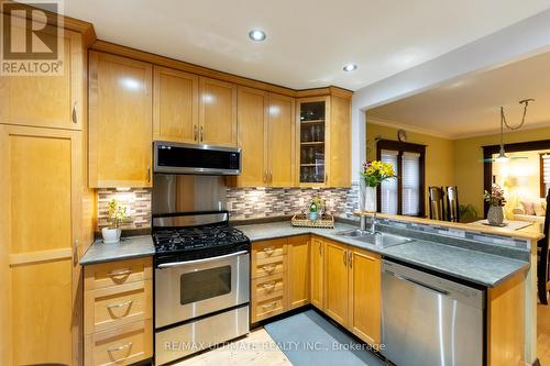 86 Emerson Avenue N, Toronto, ON - Indoor Photo Showing Kitchen