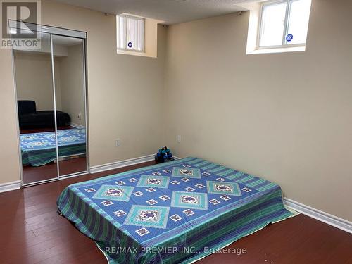 16 Tawnie Crescent, Brampton, ON - Indoor Photo Showing Bedroom