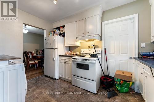 10 Cypress Street, St. Catharines, ON - Indoor Photo Showing Kitchen