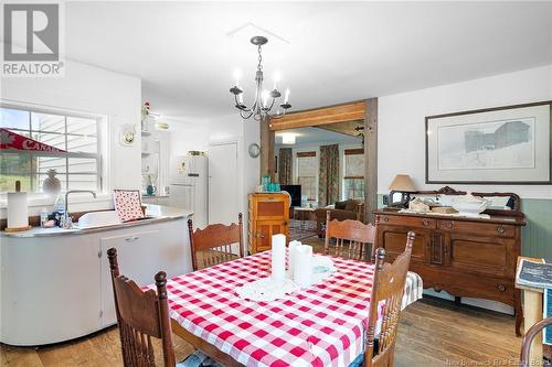 82 Macdonalds Point Wharf Road, Wickham, NB - Indoor Photo Showing Dining Room