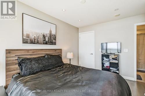 1413 - 1 Market Street, Toronto, ON - Indoor Photo Showing Bedroom