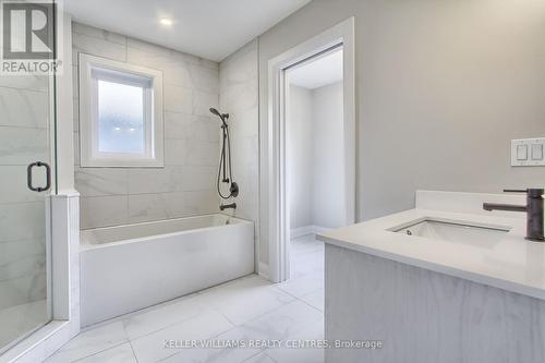 16 John Harvey Street, Uxbridge, ON - Indoor Photo Showing Bathroom