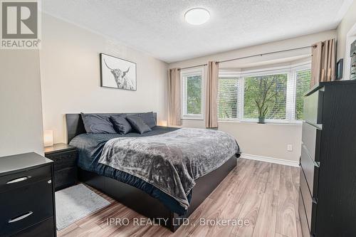 93 Corey Circle, Halton Hills, ON - Indoor Photo Showing Bedroom