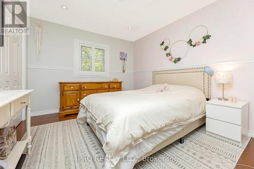 3124 Limestone Road, Milton, ON - Indoor Photo Showing Bedroom