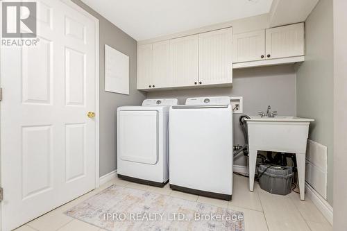 3124 Limestone Road, Milton, ON - Indoor Photo Showing Laundry Room