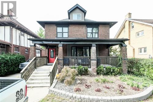 933 Victoria, Windsor, ON 