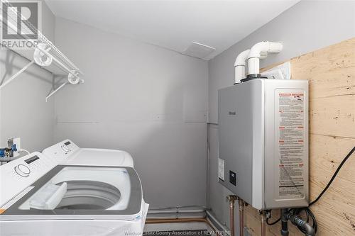 256 Parent, Windsor, ON - Indoor Photo Showing Laundry Room