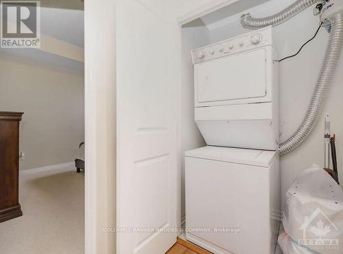 5 - 301 Big Sky, Ottawa, ON - Indoor Photo Showing Laundry Room