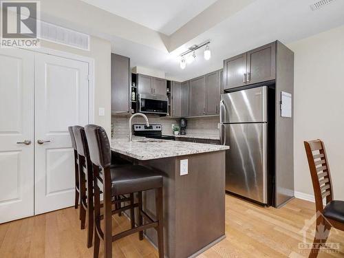 301 Big Sky Private Unit#5, Ottawa, ON - Indoor Photo Showing Kitchen