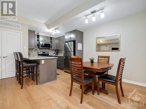 301 Big Sky Private Unit#5, Ottawa, ON - Indoor Photo Showing Dining Room