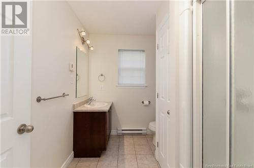 47 Acacia Drive, Moncton, NB - Indoor Photo Showing Bathroom