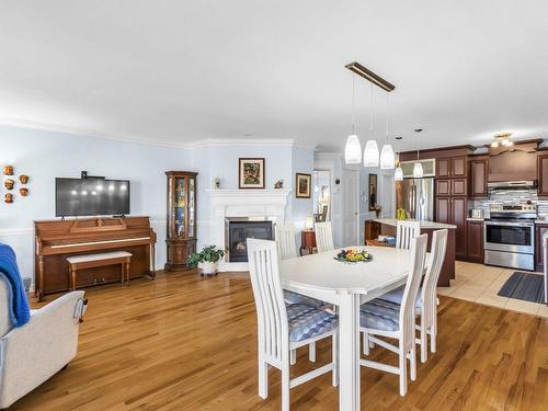 Salle Ã  manger - 202-1334A Rue Notre-Dame, Repentigny (Repentigny), QC - Indoor Photo Showing Dining Room With Fireplace