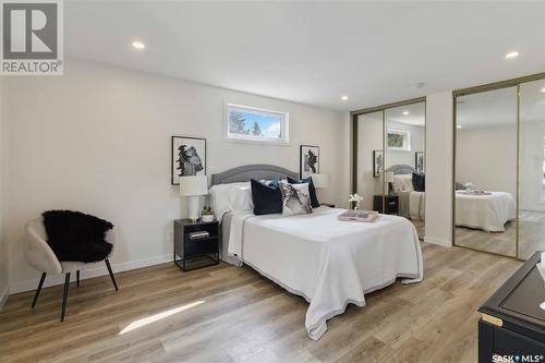 70 Duncan Crescent, Saskatoon, SK - Indoor Photo Showing Bedroom