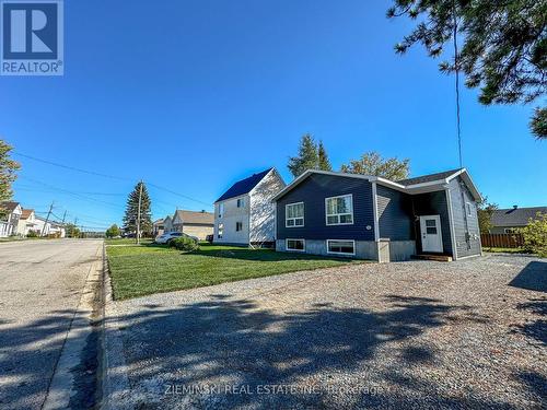 213 Teefy Street, Iroquois Falls, ON 