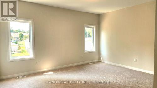 3187 Searidge Street, Severn, ON - Indoor Photo Showing Other Room