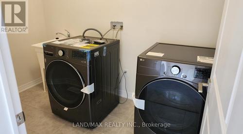 3187 Searidge Street, Severn, ON - Indoor Photo Showing Laundry Room