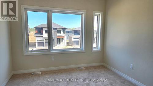 3187 Searidge Street, Severn, ON - Indoor Photo Showing Other Room