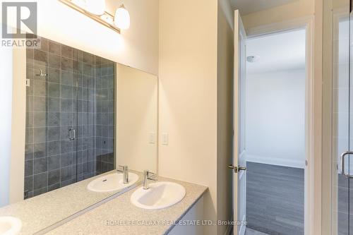 26 Autumn Frost Road, Otonabee-South Monaghan, ON - Indoor Photo Showing Bathroom