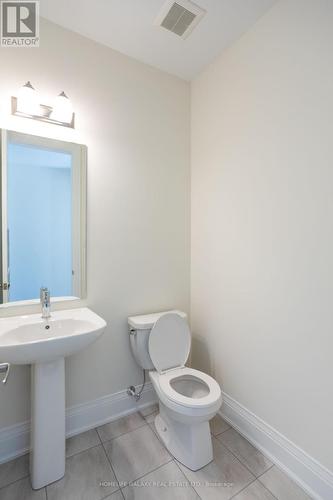 26 Autumn Frost Road, Otonabee-South Monaghan, ON - Indoor Photo Showing Bathroom