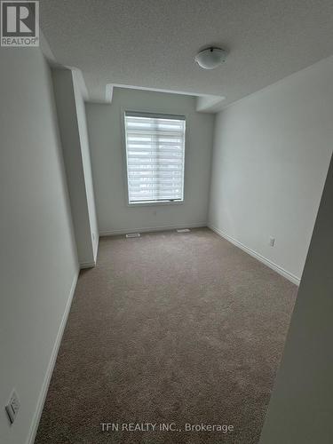 46 West Oak Trail, Barrie, ON - Indoor Photo Showing Other Room