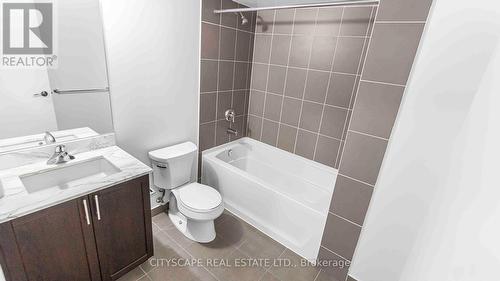 1412 - 830 Lawrence Avenue W, Toronto, ON - Indoor Photo Showing Bathroom