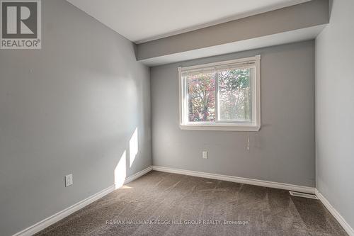 94 Christie Crescent, Barrie, ON - Indoor Photo Showing Other Room