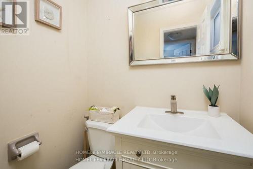 4361 Violet Road, Mississauga, ON - Indoor Photo Showing Bathroom