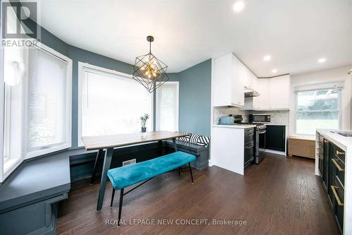 323 Cumberland Court E, Oshawa, ON - Indoor Photo Showing Kitchen