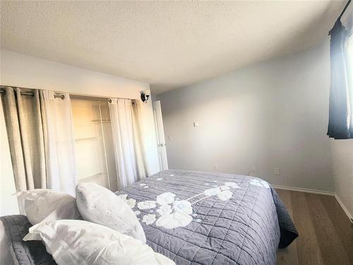 303 1683 Plessis Road, Winnipeg, MB - Indoor Photo Showing Bedroom