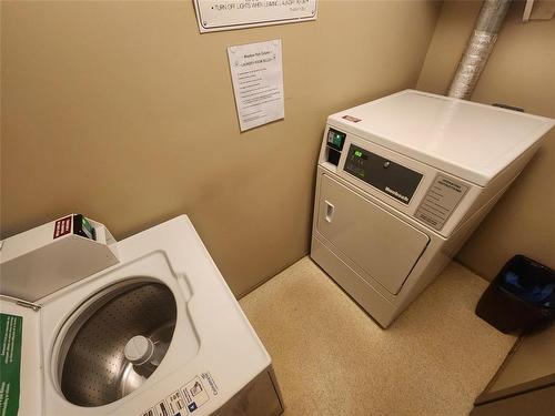 303 1683 Plessis Road, Winnipeg, MB - Indoor Photo Showing Laundry Room