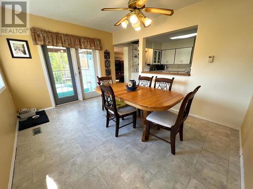 21 Short  Street, Fruitvale, BC - Indoor Photo Showing Dining Room