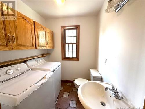 3756 Route 127, Bayside, NB - Indoor Photo Showing Laundry Room