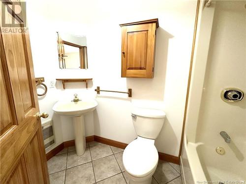 3756 Route 127, Bayside, NB - Indoor Photo Showing Bathroom