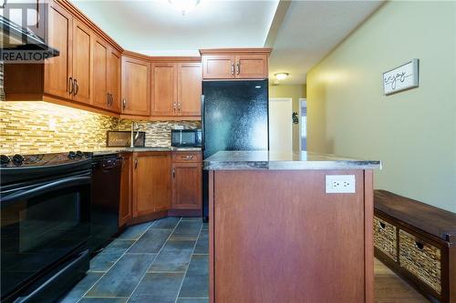 582 Summerhill Crescent, Sudbury, ON - Indoor Photo Showing Kitchen