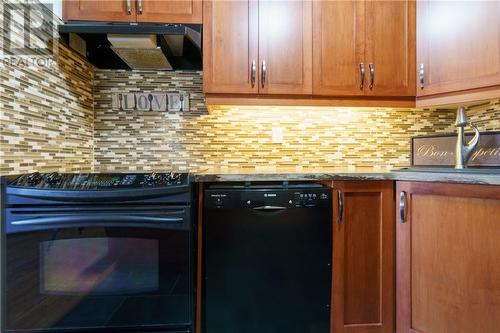 582 Summerhill Crescent, Sudbury, ON - Indoor Photo Showing Kitchen