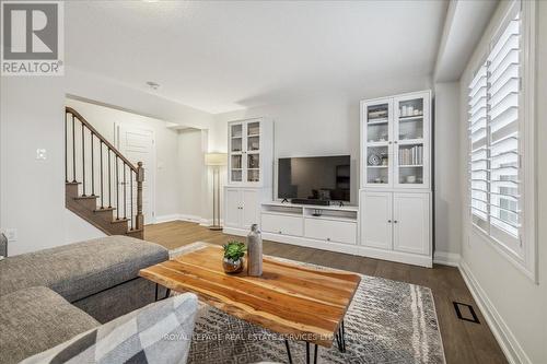 72 - 22 Spring Creek Drive, Hamilton, ON - Indoor Photo Showing Living Room