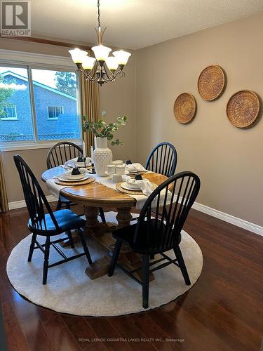 7 Staples Crescent, Kawartha Lakes (Lindsay), ON - Indoor Photo Showing Dining Room