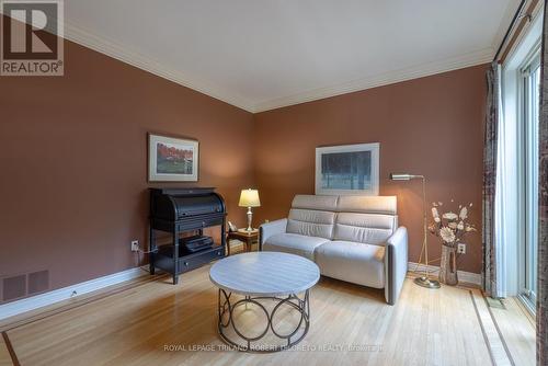 43 - 1040 Riverside Drive, London, ON - Indoor