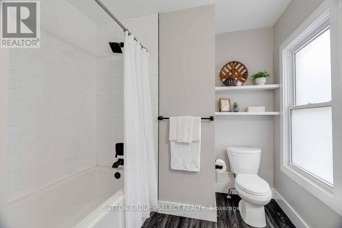 1103 Trafalgar Street, London, ON - Indoor Photo Showing Bathroom