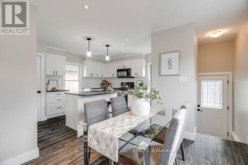 1103 Trafalgar Street, London, ON - Indoor Photo Showing Dining Room